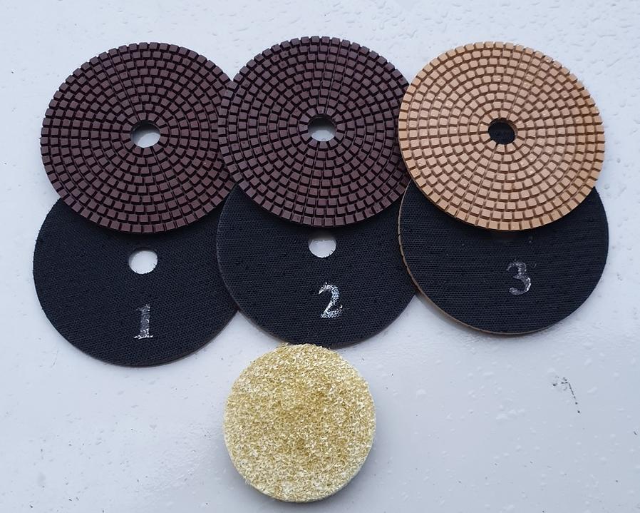 Hybrid Pads for easy renavating of concrete floors